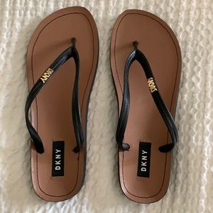 DKNY flip flops